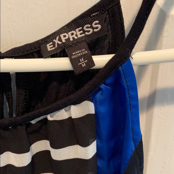 🌻🌻Express tank only worn a few times - Picture 3 of 3